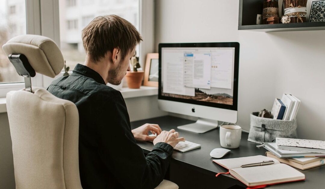 Upgrade Your Workspace: Essential Computer Accessories for a Smarter Home Office